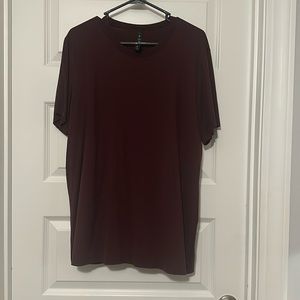 Men’s Lululemon Maroon T-Shirt Large